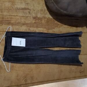 Girls black flare legged pants 7/8